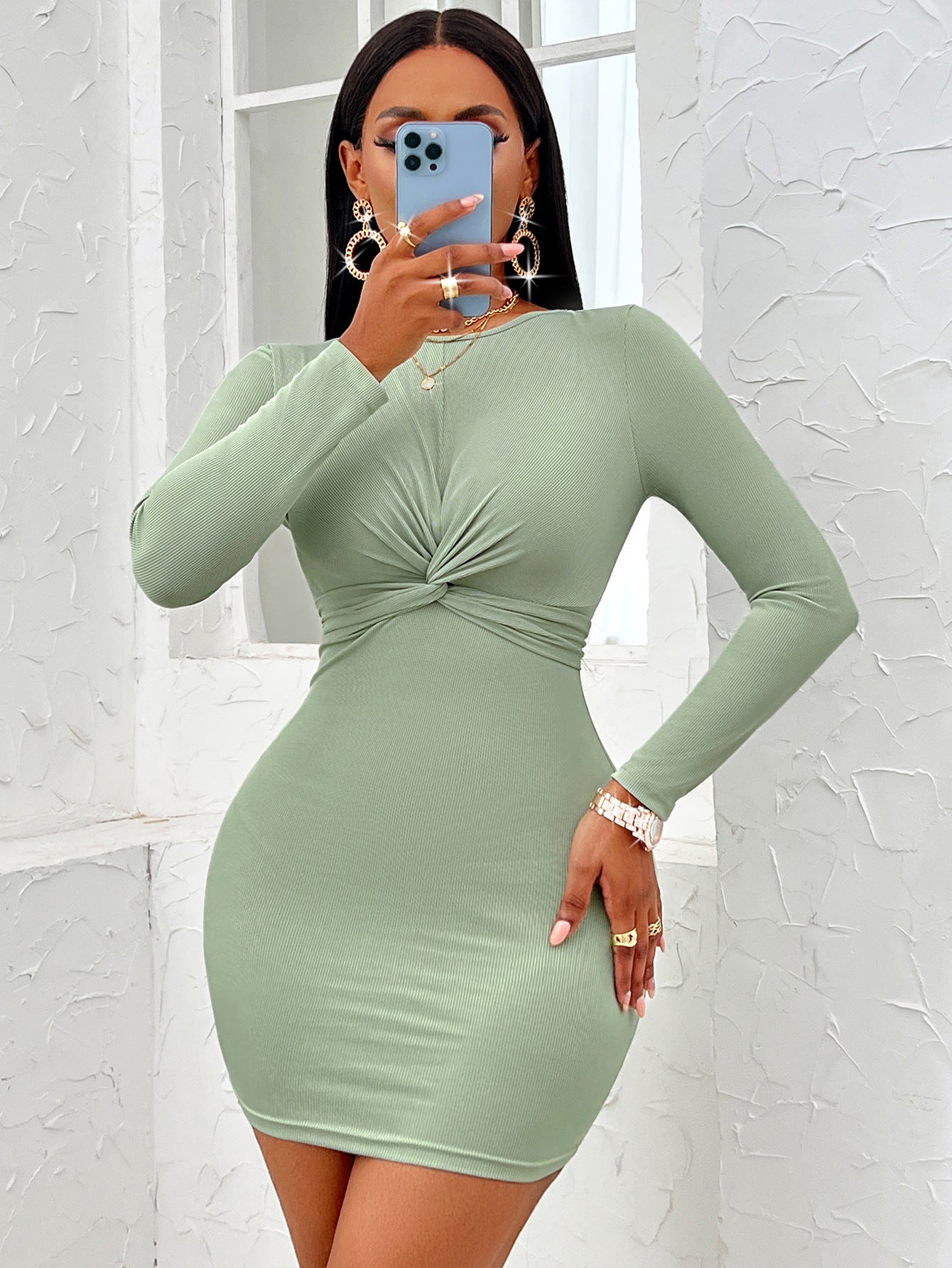 Casual Solid Color Round Neck Twist Long Sleeve Dress